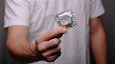 Blowjob ohne Kondom Prostituierte Wriezen